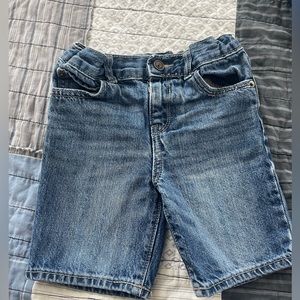 Children’s place adjustable Jean shorts. Size 3T boys